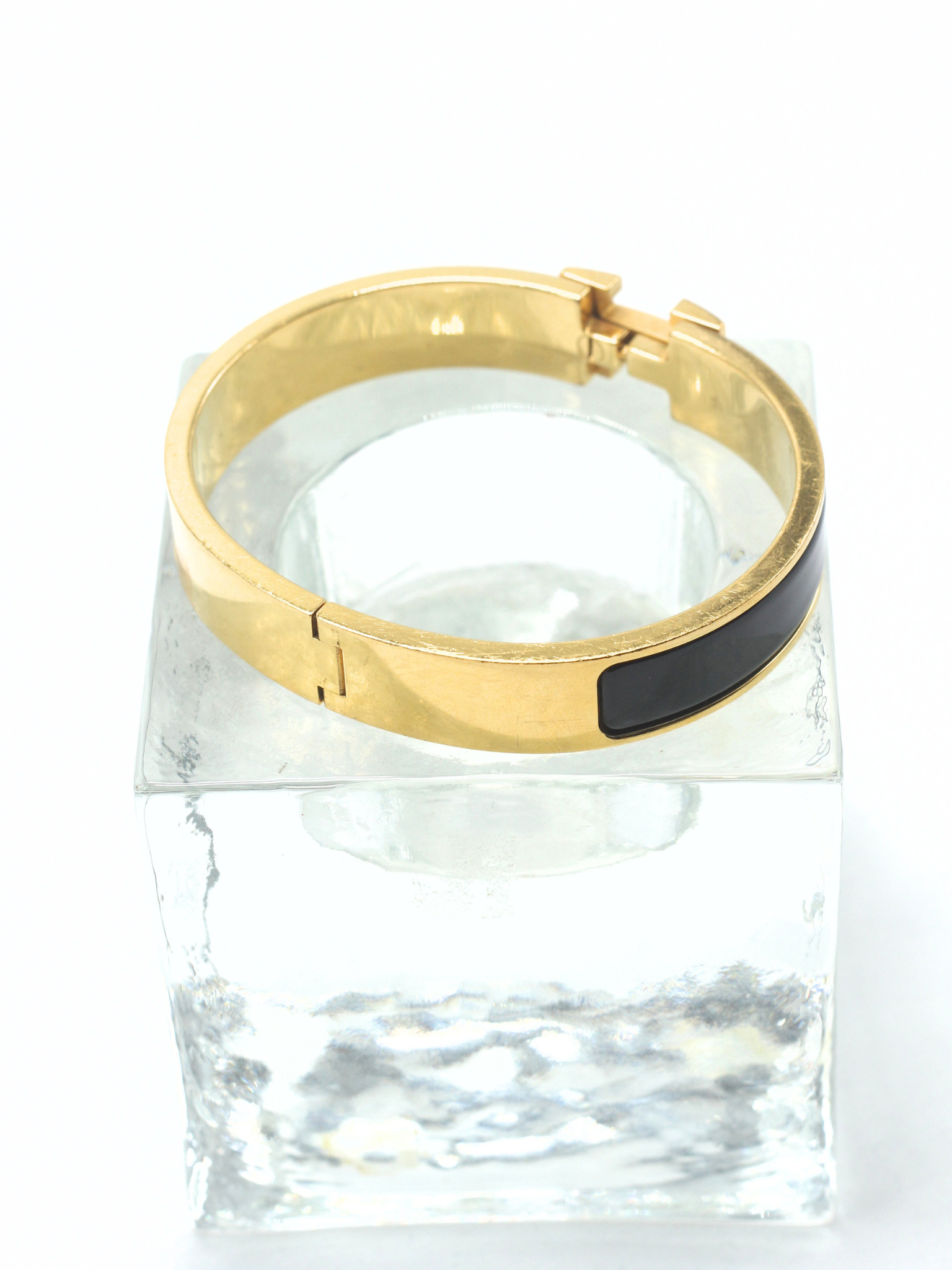 Hermès Clic H PM Bracelet – Black Enamel & Gold-Plated Hardware