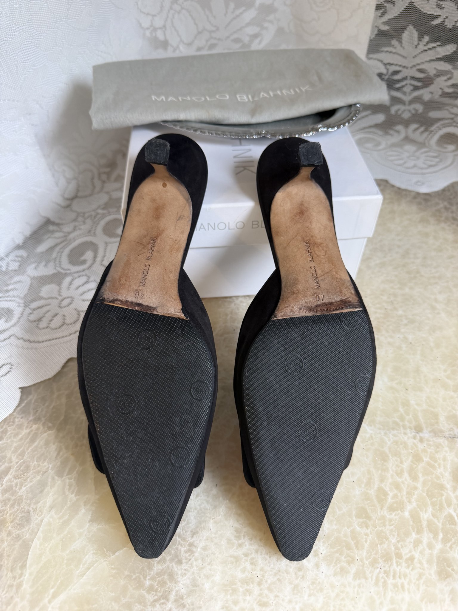 Manolo Blahnik Maysale Buckle Heel 50mm in Black - Size 40