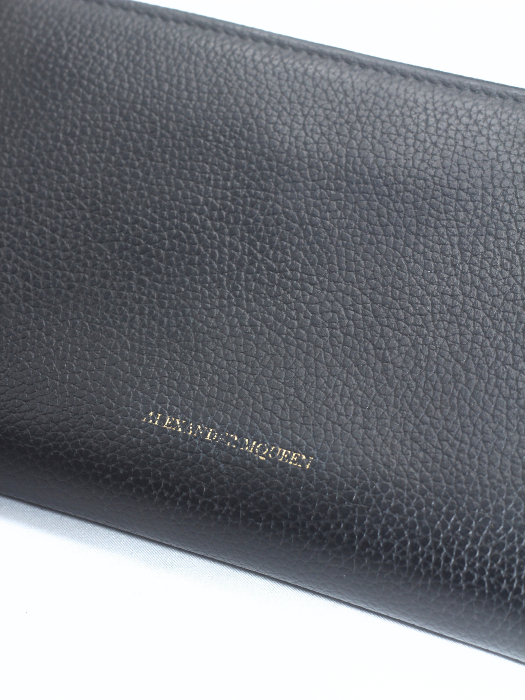 Alexander McQueen Grained Leather Zip-Around Wallet – Black