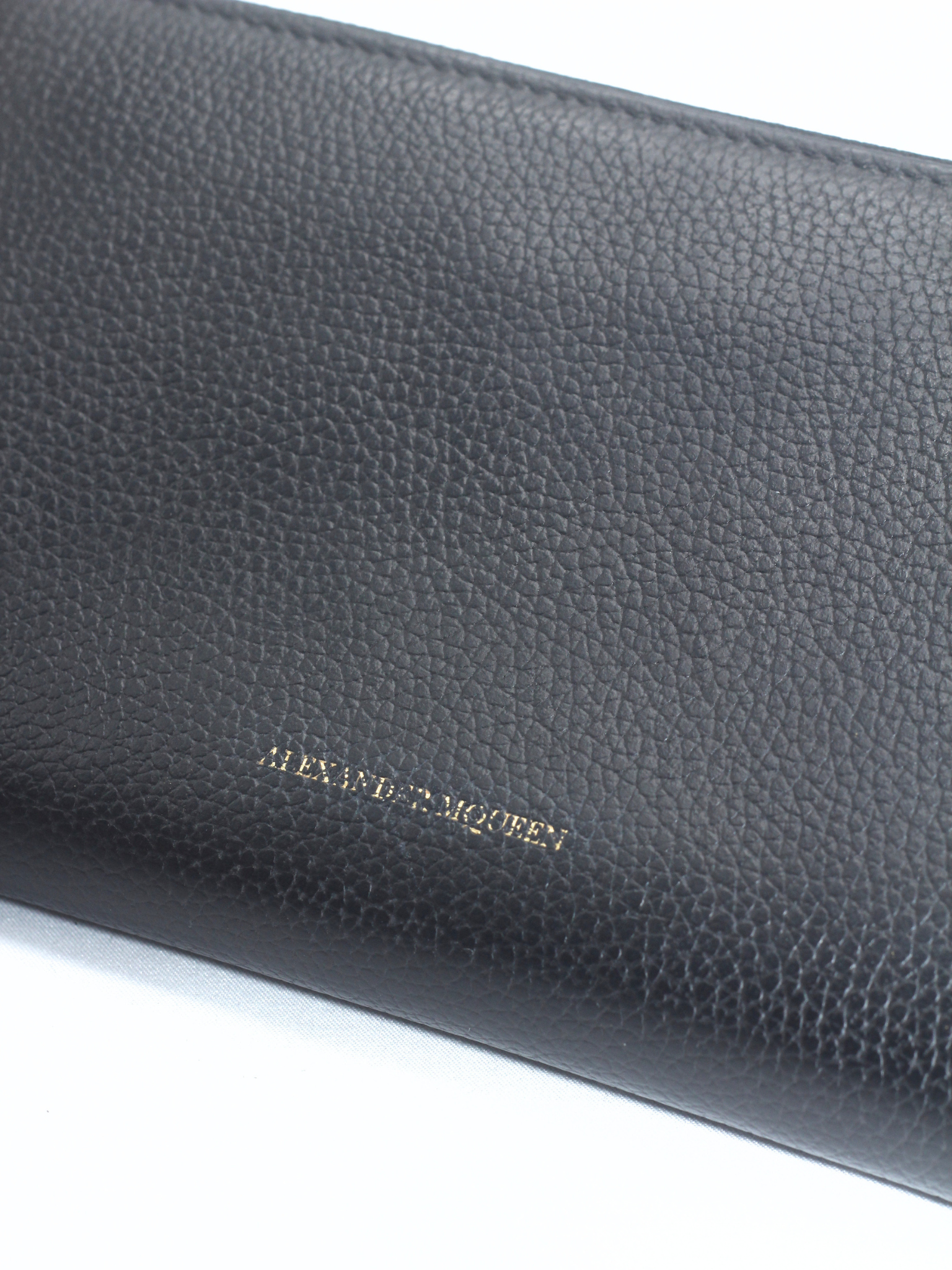 Alexander McQueen Grained Leather Zip-Around Wallet – Black