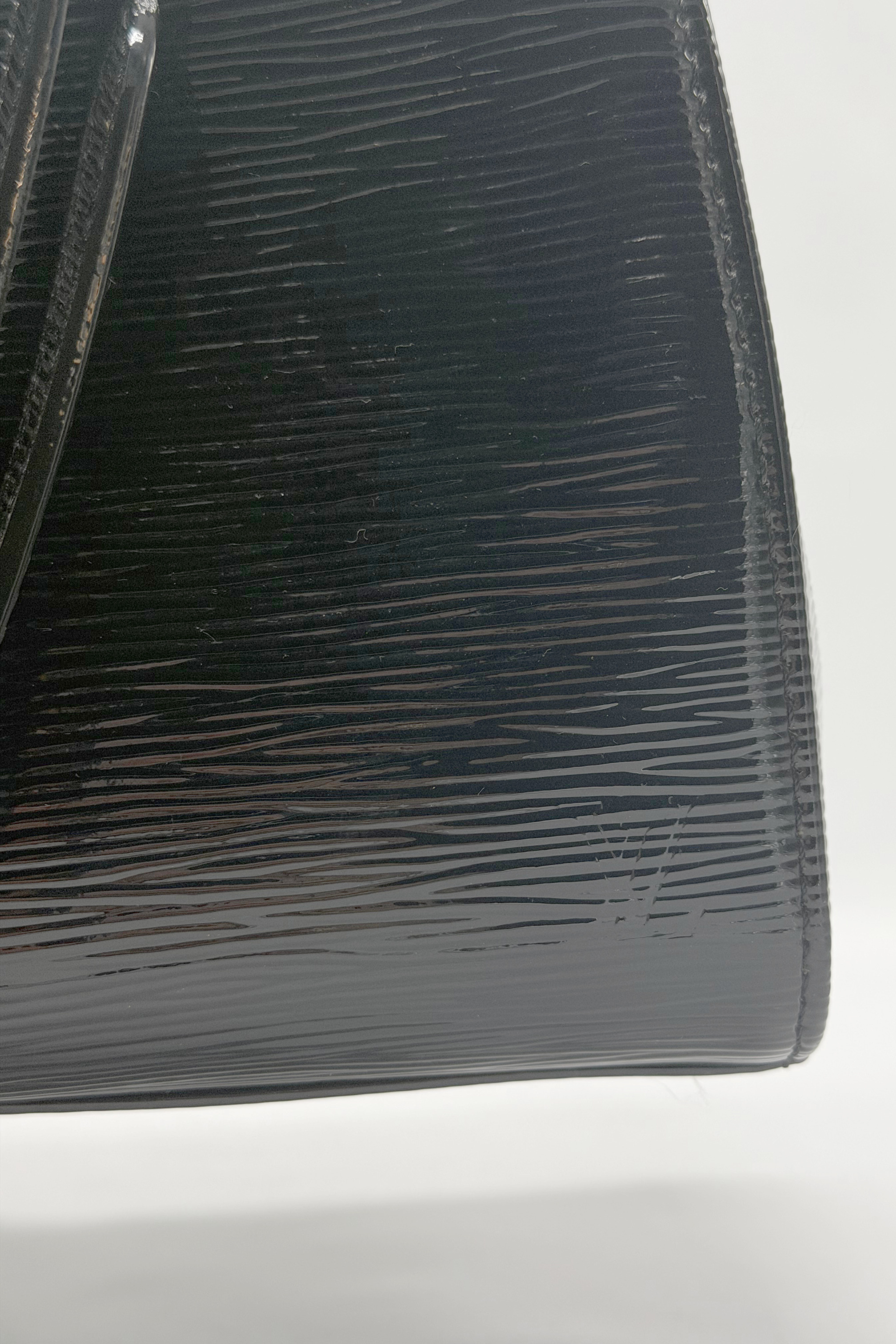 Louis Vuitton Brea MM Electric Epi Leather Bag - Noir (Black)
