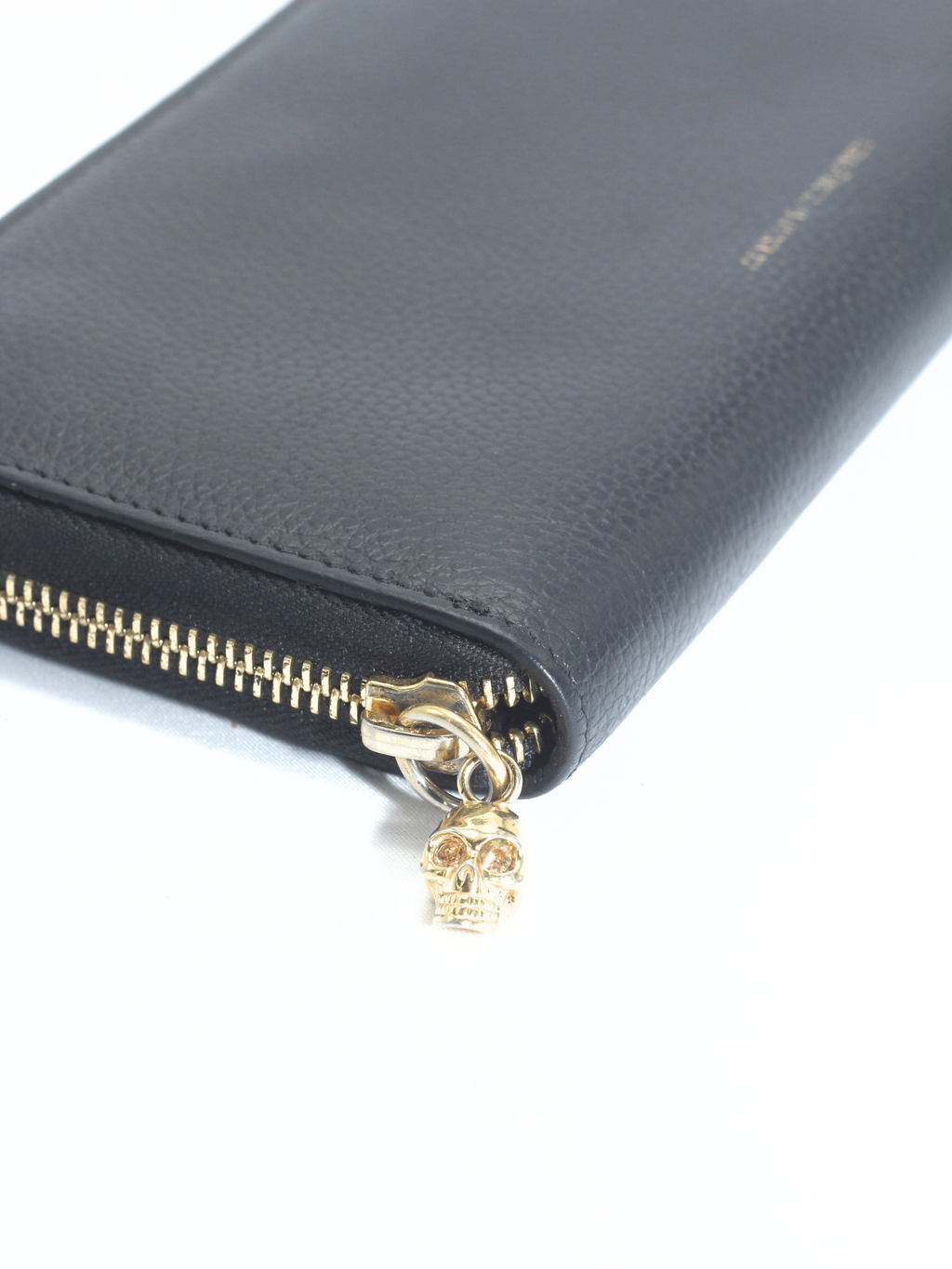 Alexander McQueen Grained Leather Zip-Around Wallet – Black